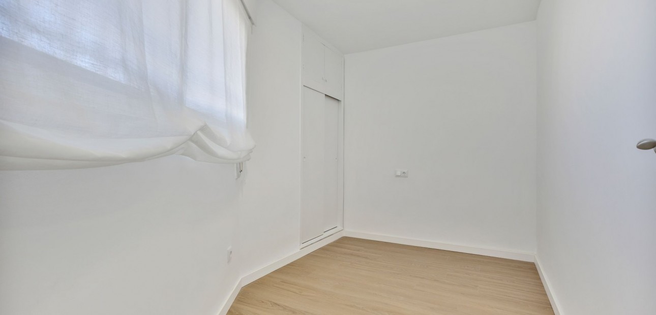 Sale - Apartment / flat -
Cabo Roig