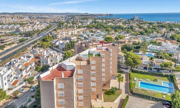 Sale - Apartment / flat -
Cabo Roig