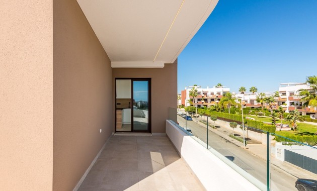 Sale - Apartment / flat -
Punta Prima