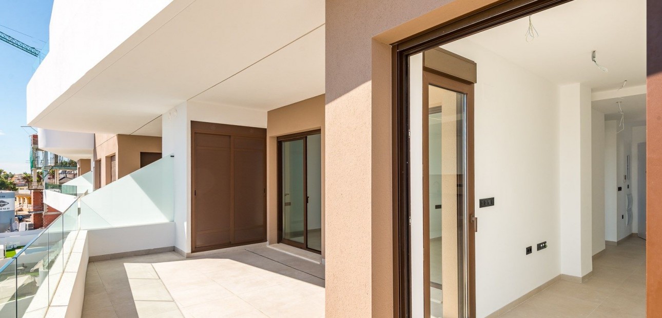 Sale - Apartment / flat -
Punta Prima