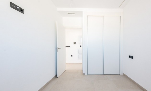 Sale - Apartment / flat -
Punta Prima