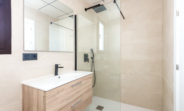 Sale - Apartment / flat -
Punta Prima