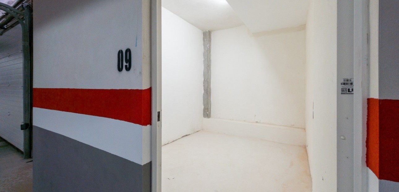 Sale - Apartment / flat -
Punta Prima