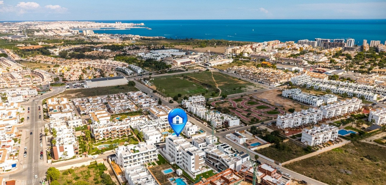 Sale - Apartment / flat -
Punta Prima