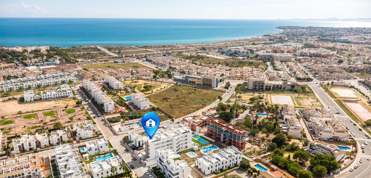 Sale - Apartment / flat -
Punta Prima