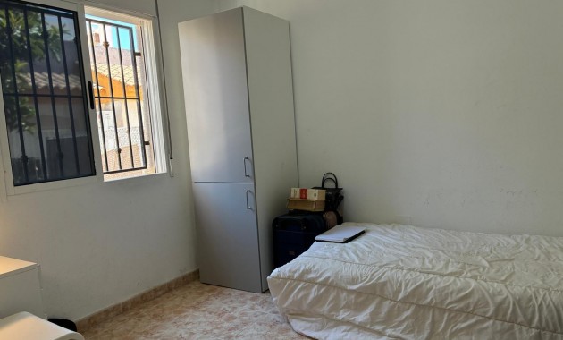 Sale - Terraced house -
Orihuela Costa - Playa Flamenca