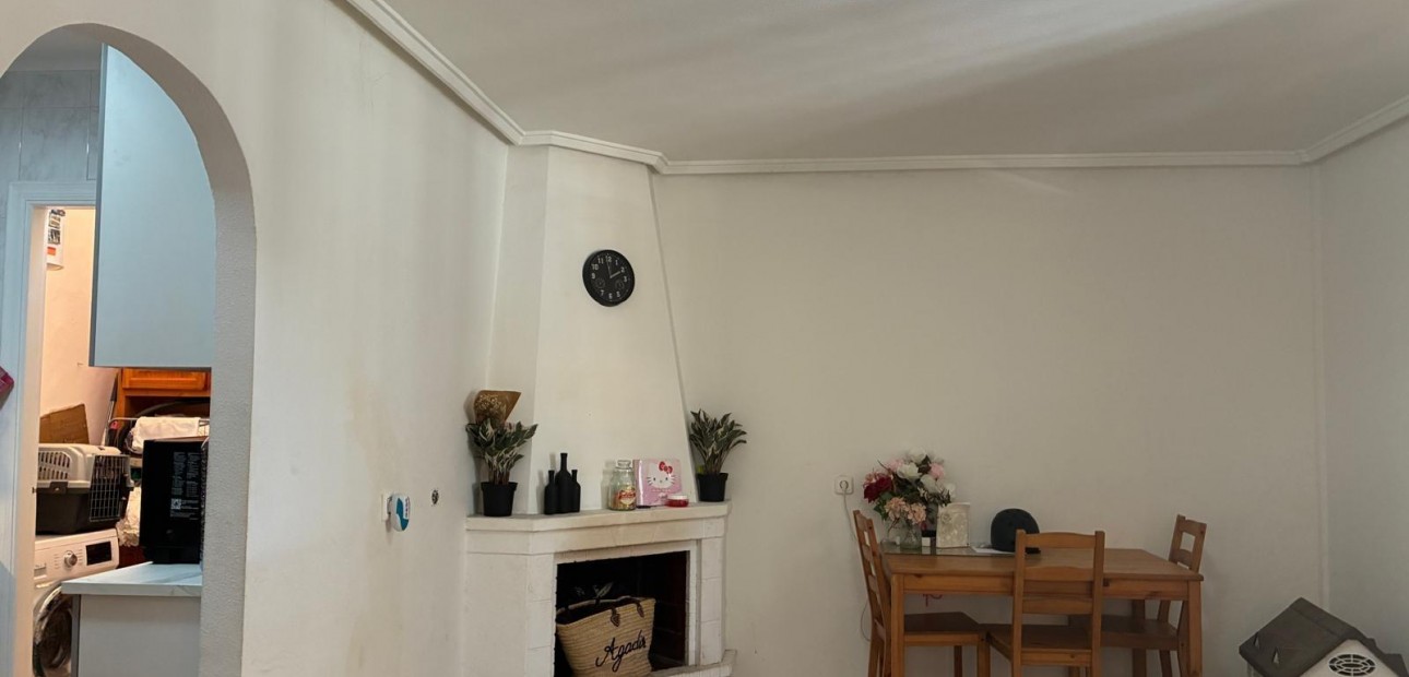 Sale - Terraced house -
Orihuela Costa - Playa Flamenca