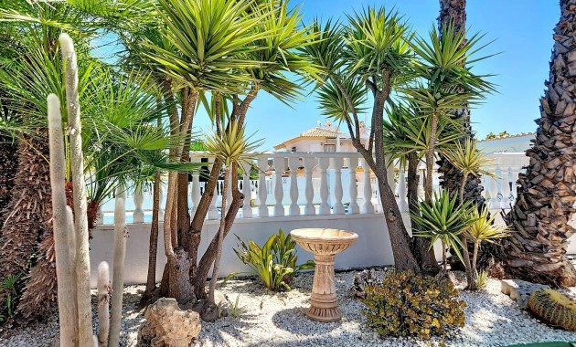 Sale - Terraced house -
Orihuela Costa - Playa Flamenca
