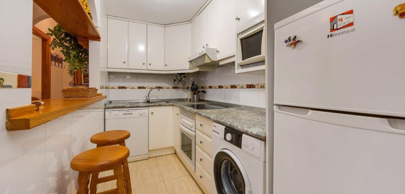 Sale - Apartment / flat -
Torrevieja - Torreblanca