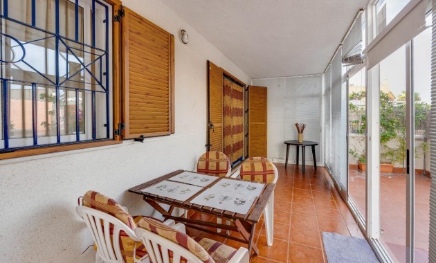 Sale - Apartment / flat -
Torrevieja - Torreblanca