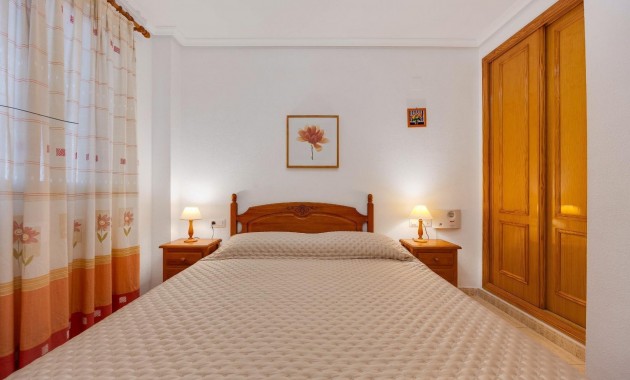 Sale - Apartment / flat -
Torrevieja - Torreblanca