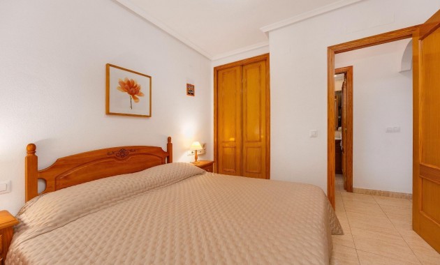 Sale - Apartment / flat -
Torrevieja - Torreblanca