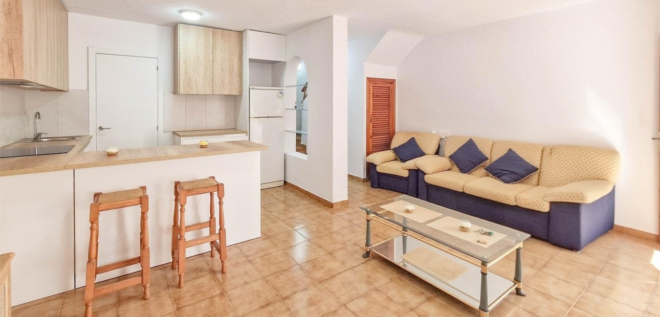 Sale - Terraced house -
Orihuela Costa - Punta Prima
