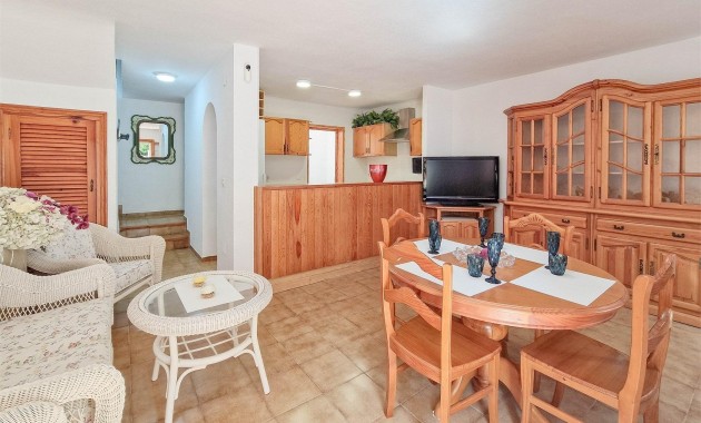 Sale - Terraced house -
Orihuela Costa - Playa Flamenca