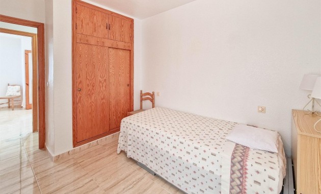 Sale - Terraced house -
Orihuela Costa - Playa Flamenca