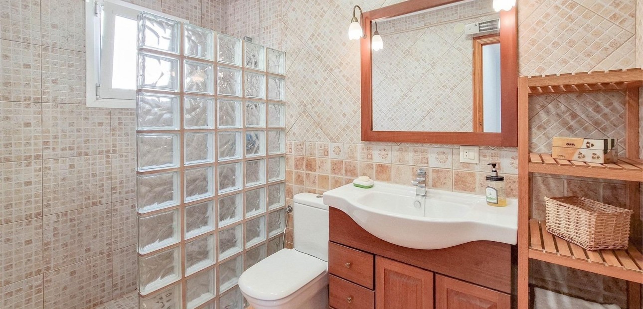Sale - Terraced house -
Orihuela Costa - Playa Flamenca