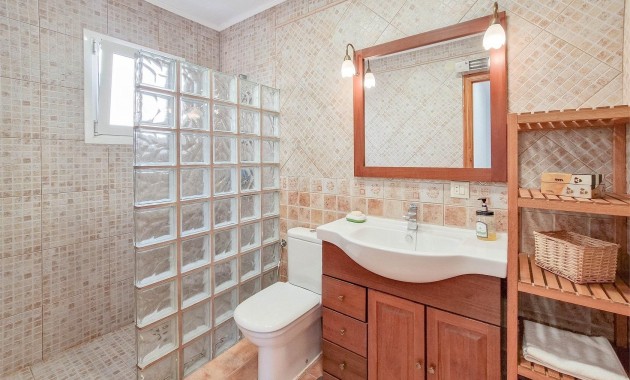 Sale - Terraced house -
Orihuela Costa - Playa Flamenca
