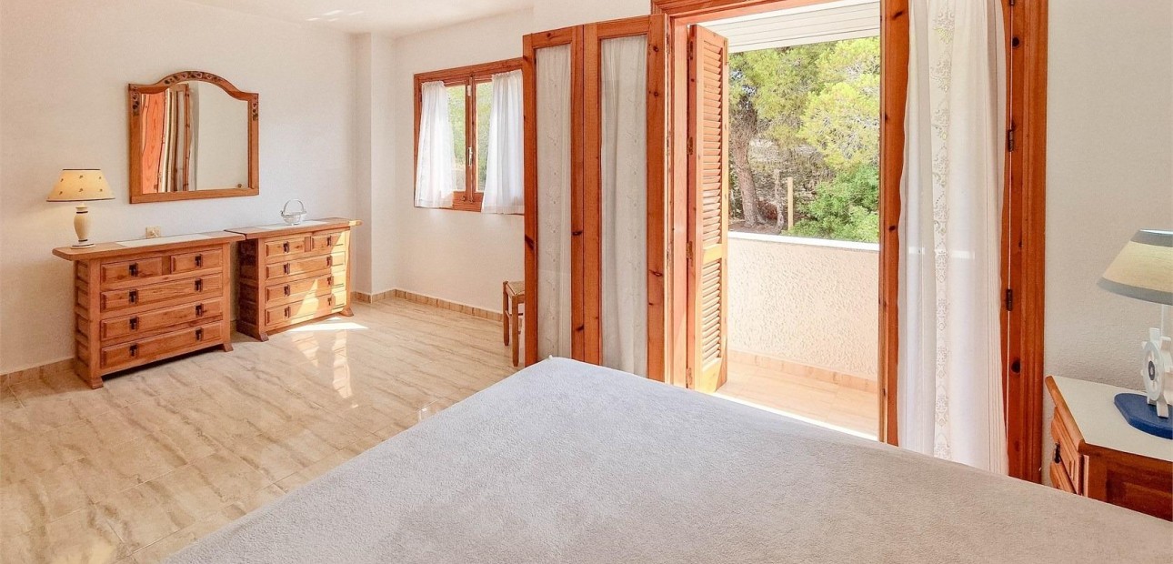 Sale - Terraced house -
Orihuela Costa - Playa Flamenca