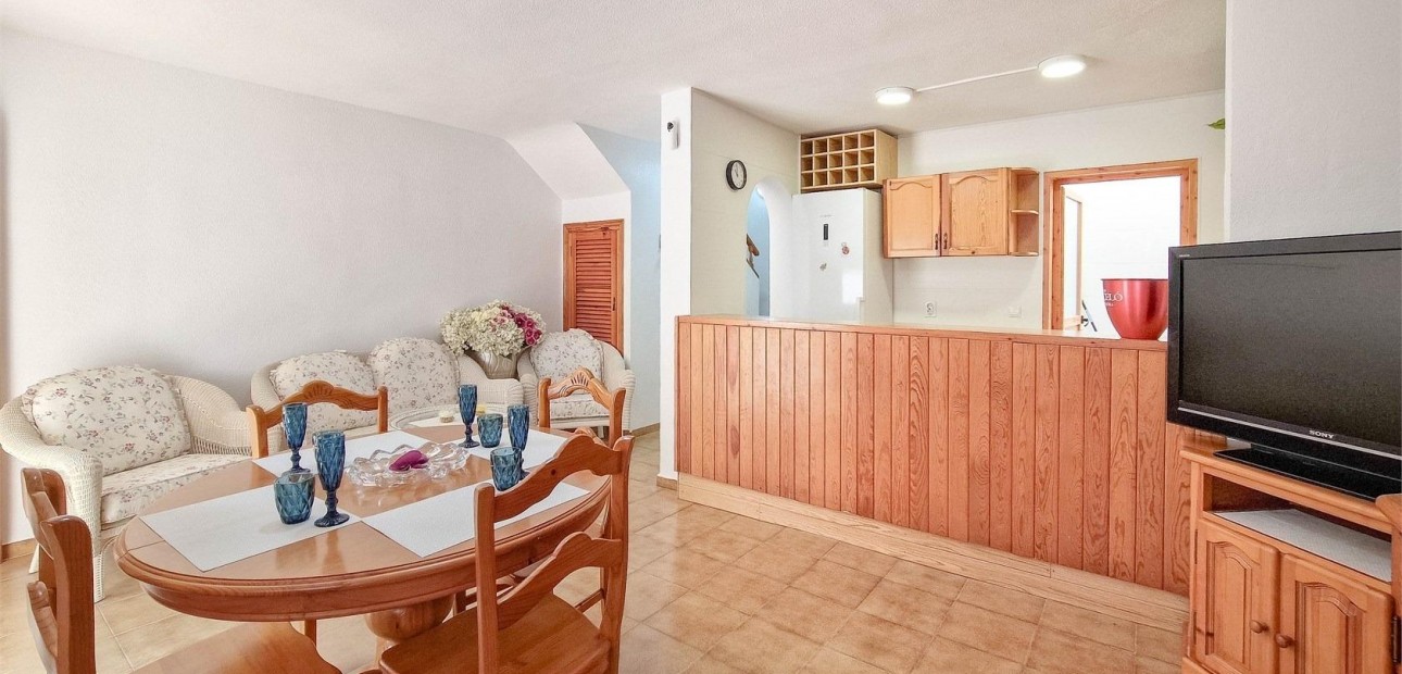 Sale - Terraced house -
Orihuela Costa - Playa Flamenca