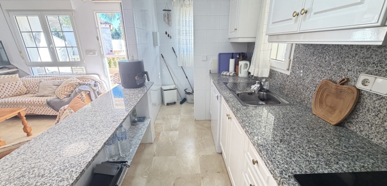 Sale - Bungalow -
Orihuela Costa - Las Ramblas