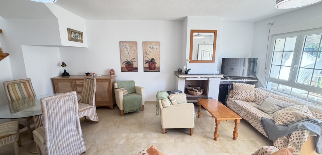Sale - Bungalow -
Orihuela Costa - Las Ramblas