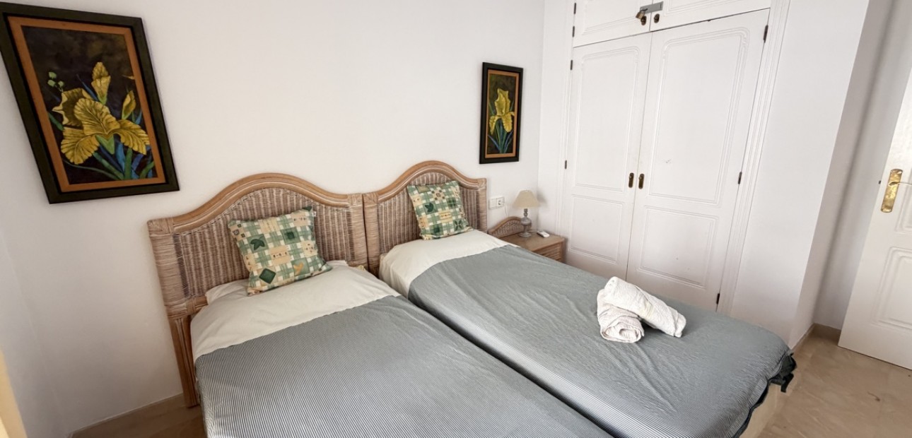 Sale - Bungalow -
Orihuela Costa - Las Ramblas
