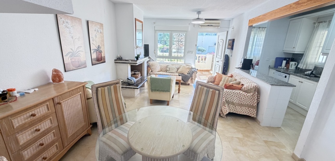 Sale - Bungalow -
Orihuela Costa - Las Ramblas