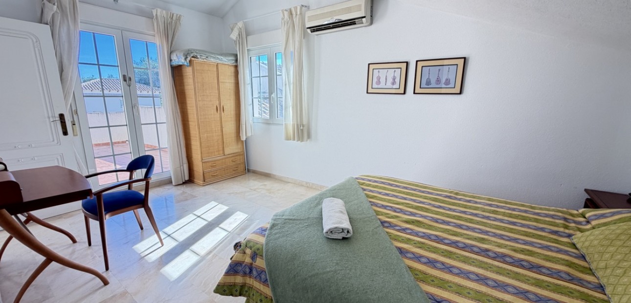 Sale - Bungalow -
Orihuela Costa - Las Ramblas