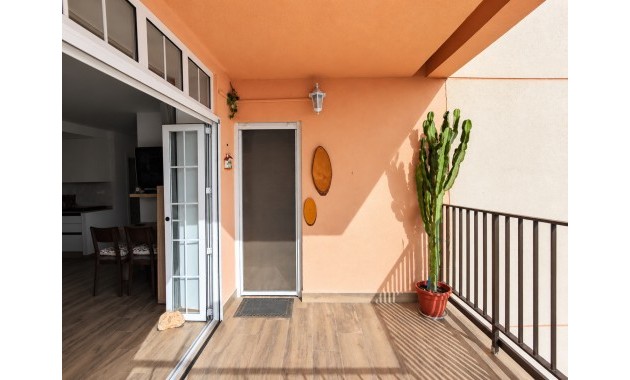 Sale - Apartment / flat -
Torrevieja - Torre La Mata