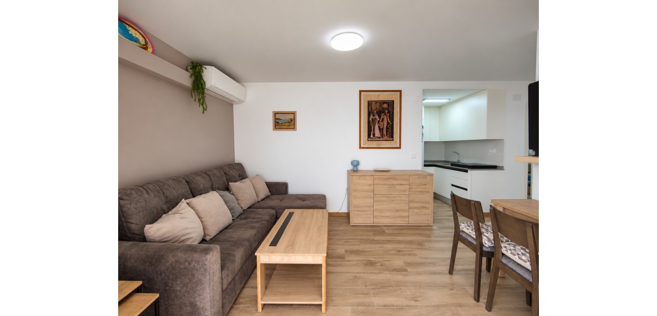 Sale - Apartment / flat -
Torrevieja - Torre La Mata