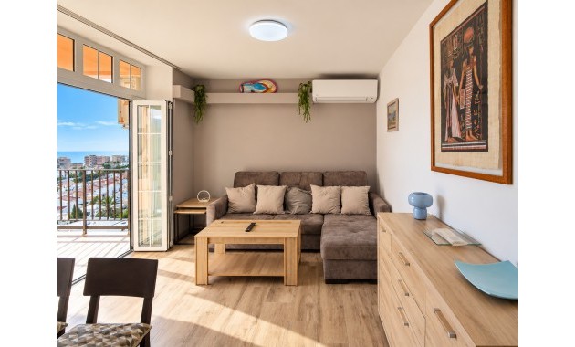 Sale - Apartment / flat -
Torrevieja - Torre La Mata