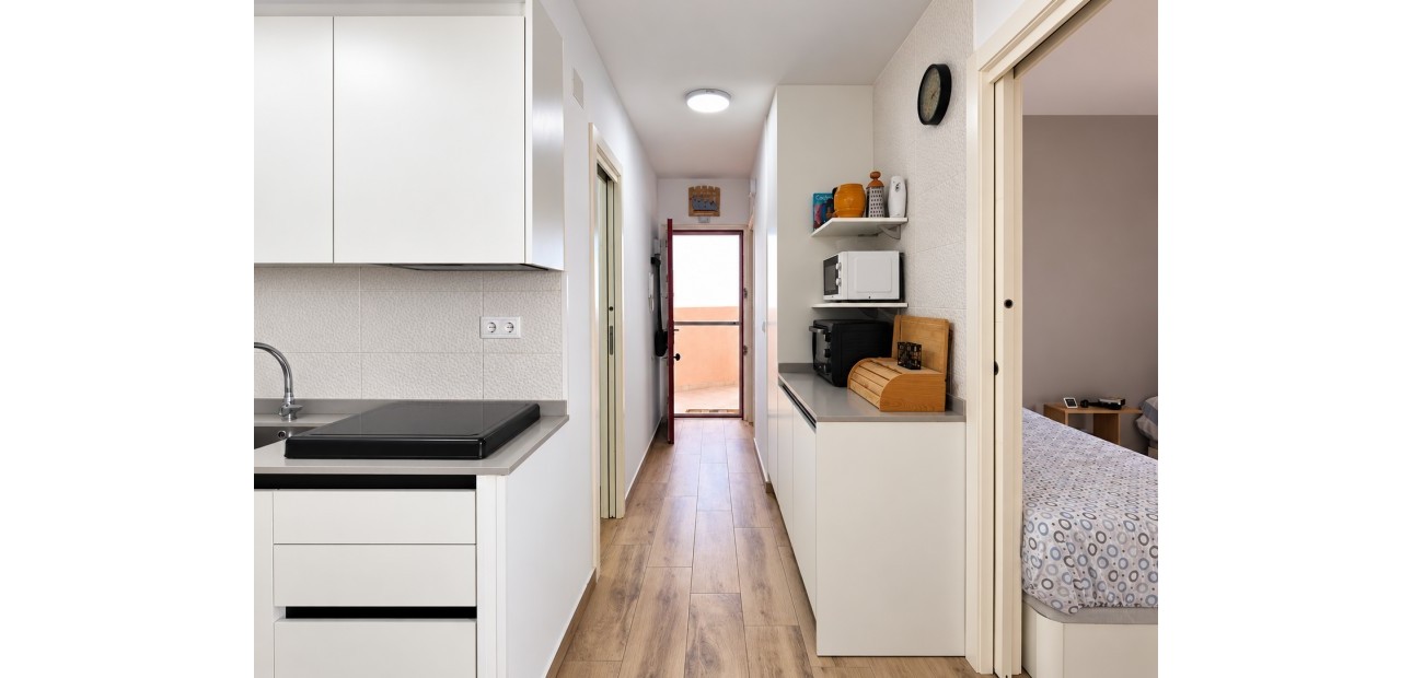 Sale - Apartment / flat -
Torrevieja - Torre La Mata