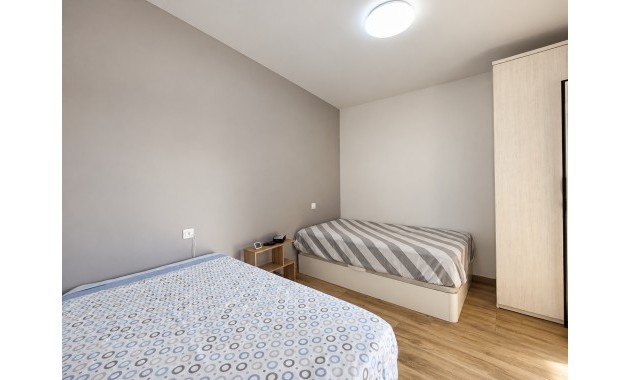 Sale - Apartment / flat -
Torrevieja - Torre La Mata
