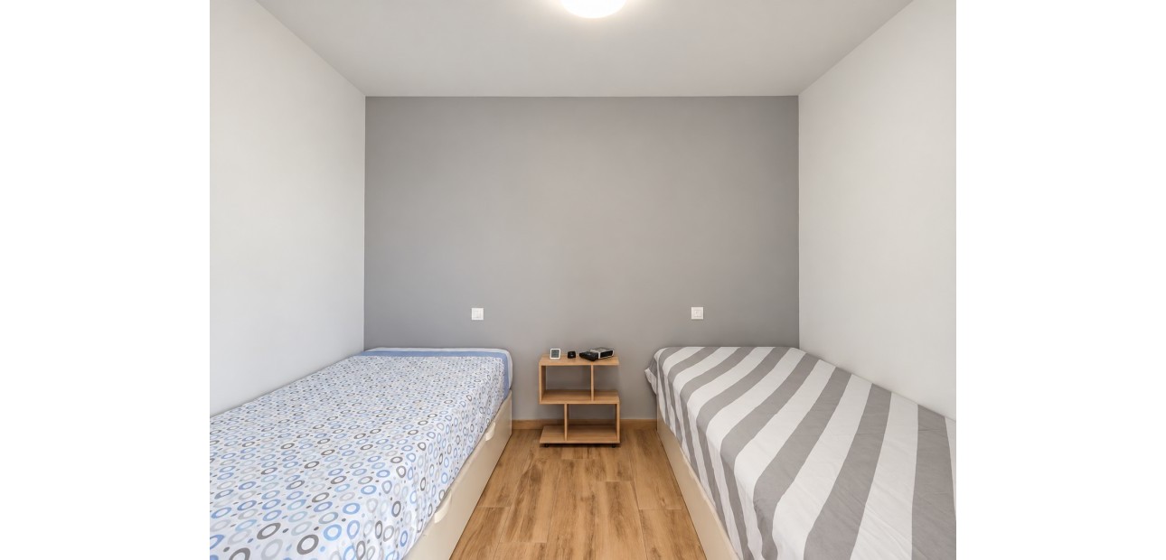 Sale - Apartment / flat -
Torrevieja - Torre La Mata