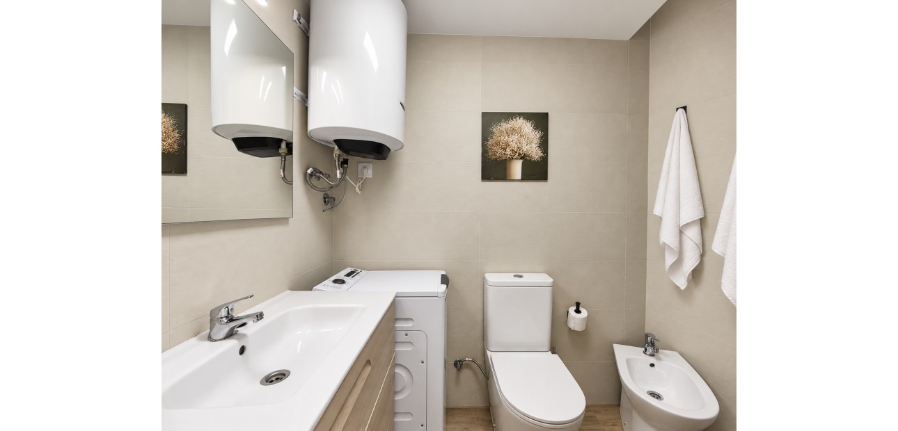 Sale - Apartment / flat -
Torrevieja - Torre La Mata