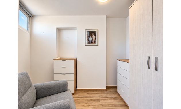 Sale - Apartment / flat -
Torrevieja - Torre La Mata