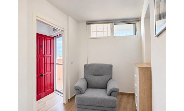 Sale - Apartment / flat -
Torrevieja - Torre La Mata