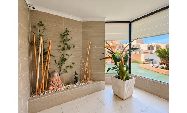 Sale - Apartment / flat -
Torrevieja - Torre La Mata