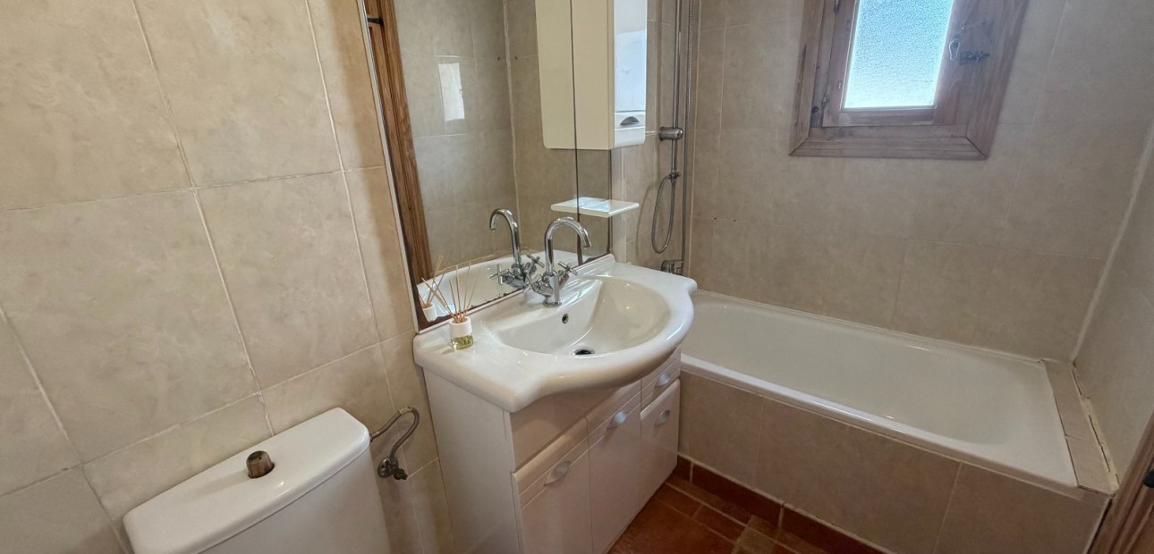 Sale - Country Property/Finca -
Torremendo