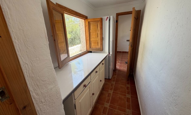 Sale - Country Property/Finca -
Torremendo