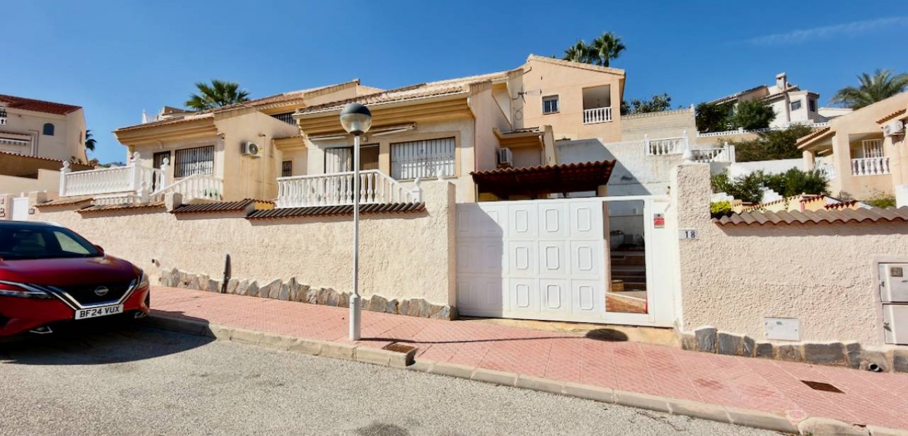 Herverkoop - Villa -
Ciudad Quesada