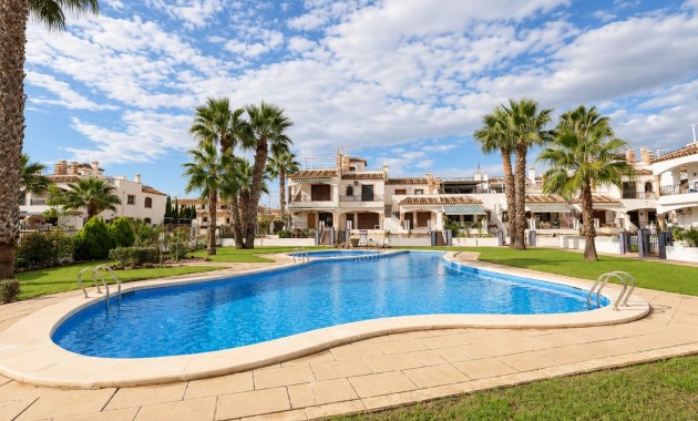 Sale - Duplex -
Orihuela Costa - PAU 8