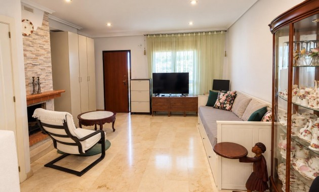 Sale - Duplex -
Orihuela Costa - PAU 8