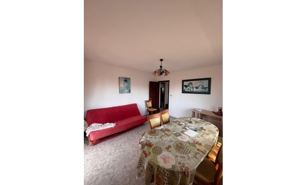 Sale - Apartment / flat -
Torrevieja - Punta prima