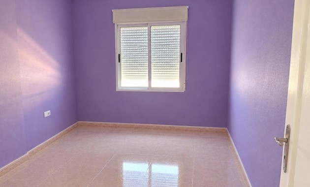 Sale - Apartment / flat -
Torrevieja - Centro