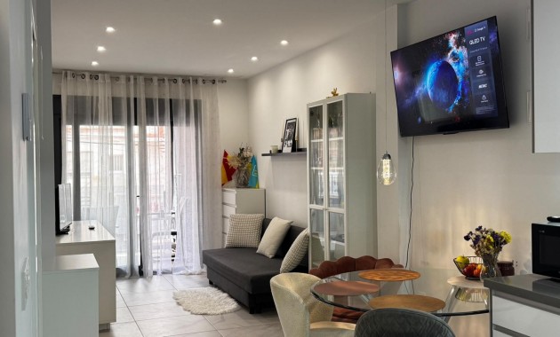 Sale - Apartment / flat -
Torrevieja - Playa del cura