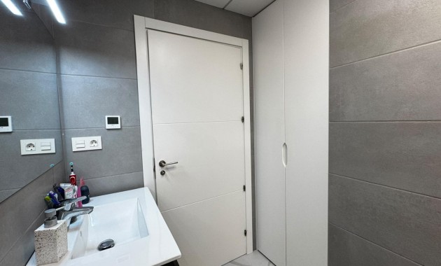 Sale - Apartment / flat -
Torrevieja - Playa del cura