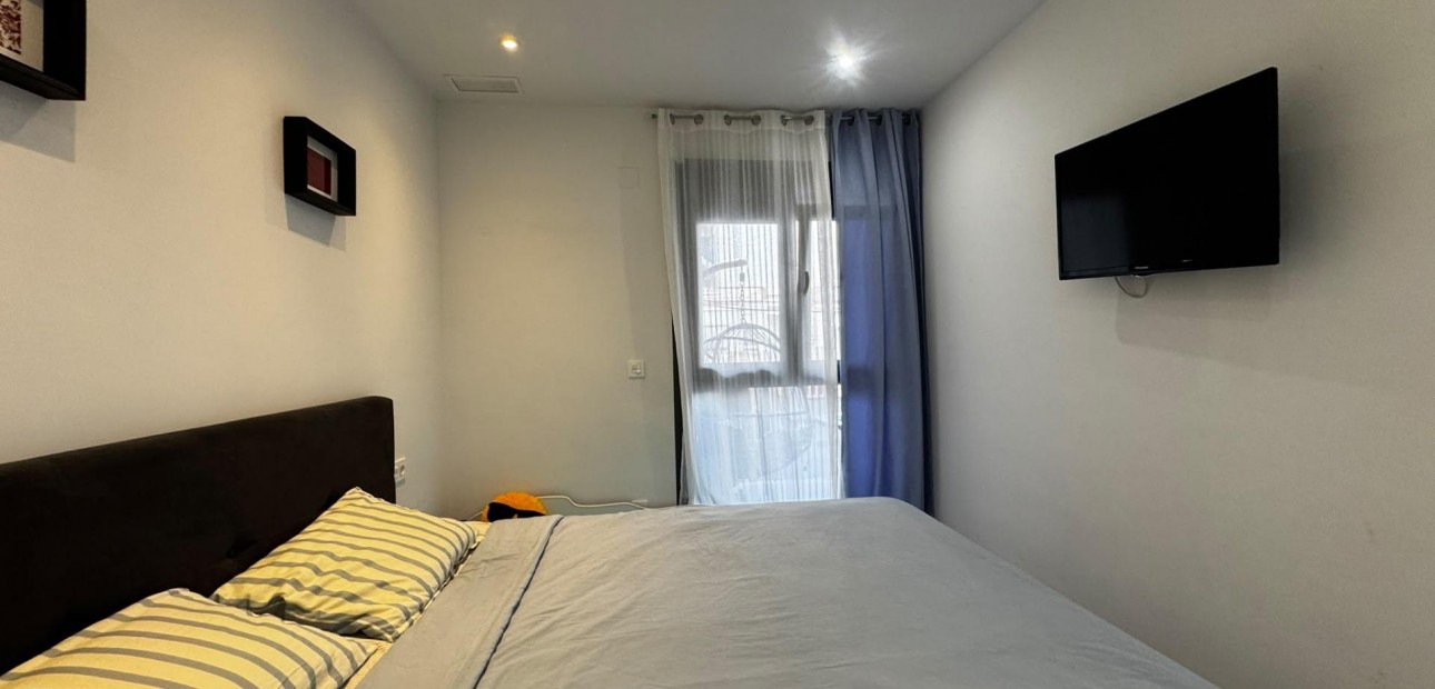 Sale - Apartment / flat -
Torrevieja - Playa del cura