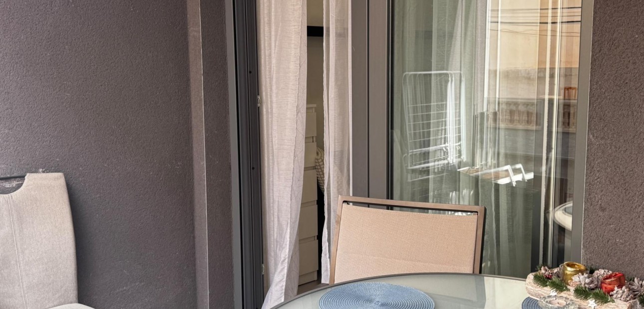 Sale - Apartment / flat -
Torrevieja - Playa del cura
