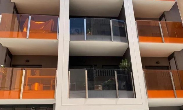 Sale - Apartment / flat -
Torrevieja - Playa del cura
